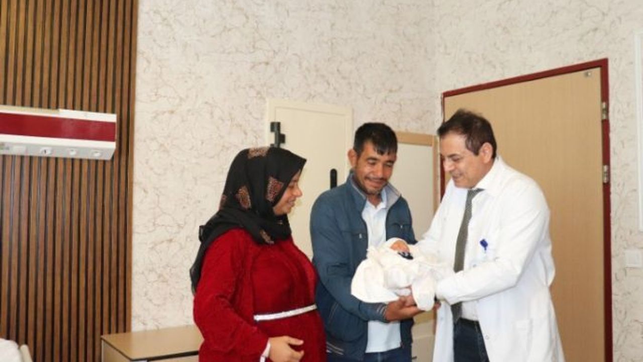 Şanlıurfa'da Bir Ailenin Çocuk Hasreti, Tüp Bebekle Sonuçlandı