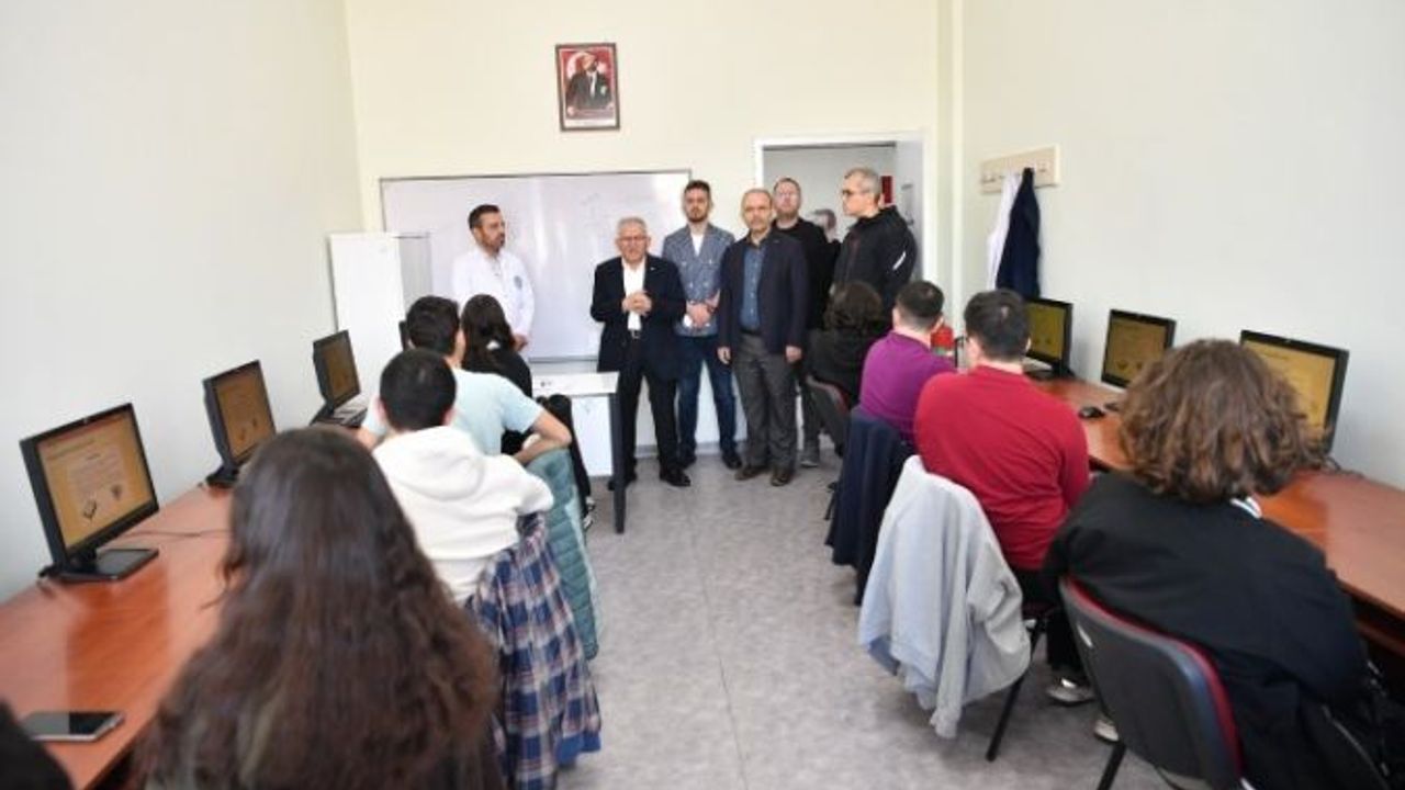 Gençler İçin Teknoloji Hamlesi!