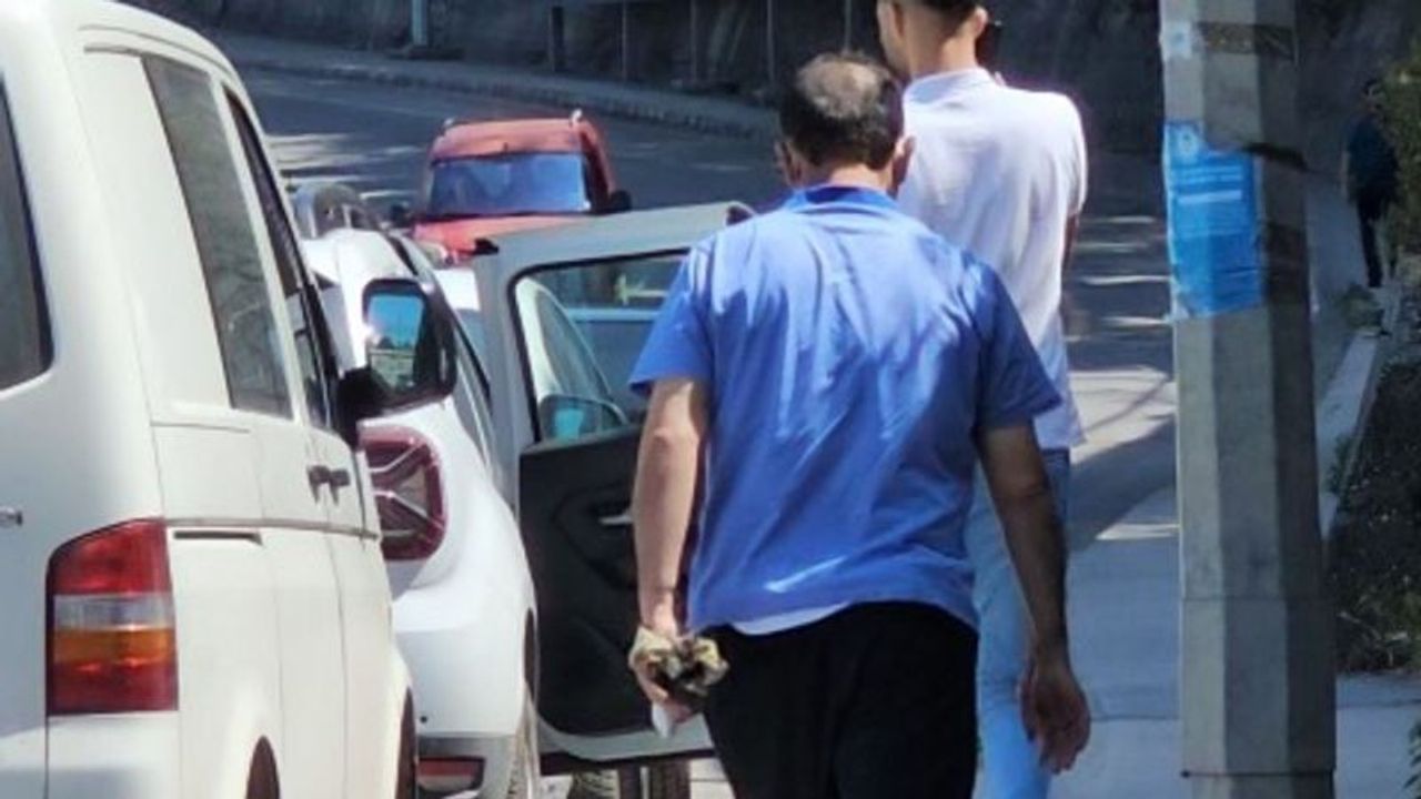 Kurban Bayramı Kanlı Başladı: 2 Kişi Bıçakla Kendini Yaraladı!