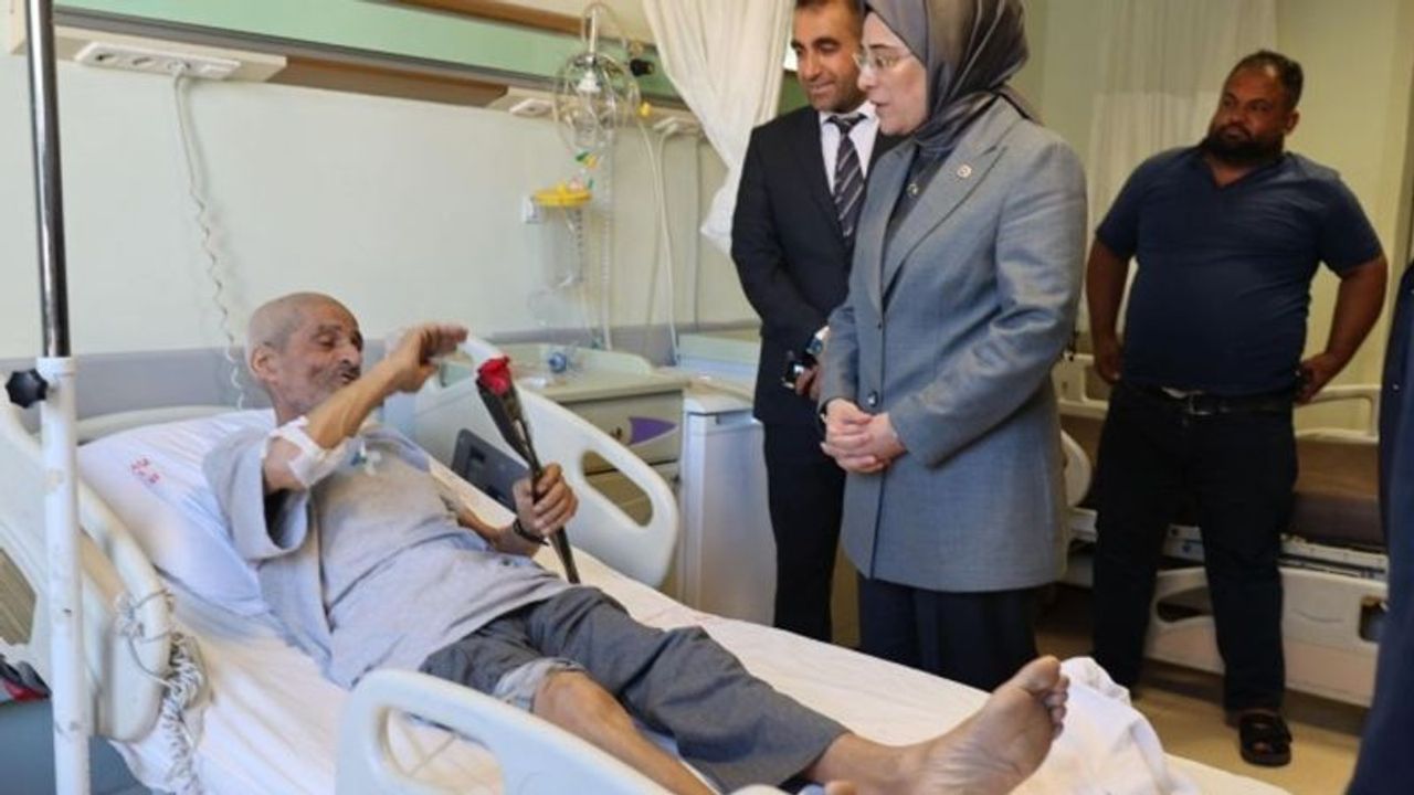 Viranşehir Kaymakam Kemal Ülkü ve Milletvekili Cevahir Asuman Yazmacı'dan Bayram Ziyareti