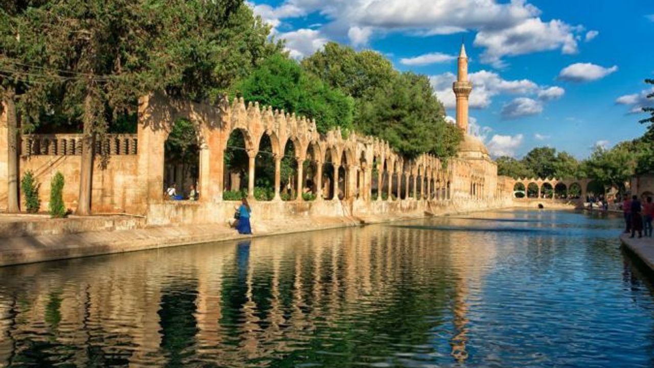 Şanlıurfa Balıklıgöl Çevresindeki İşletmelere Hijyen ve Kalite Eğitimi Başlıyor