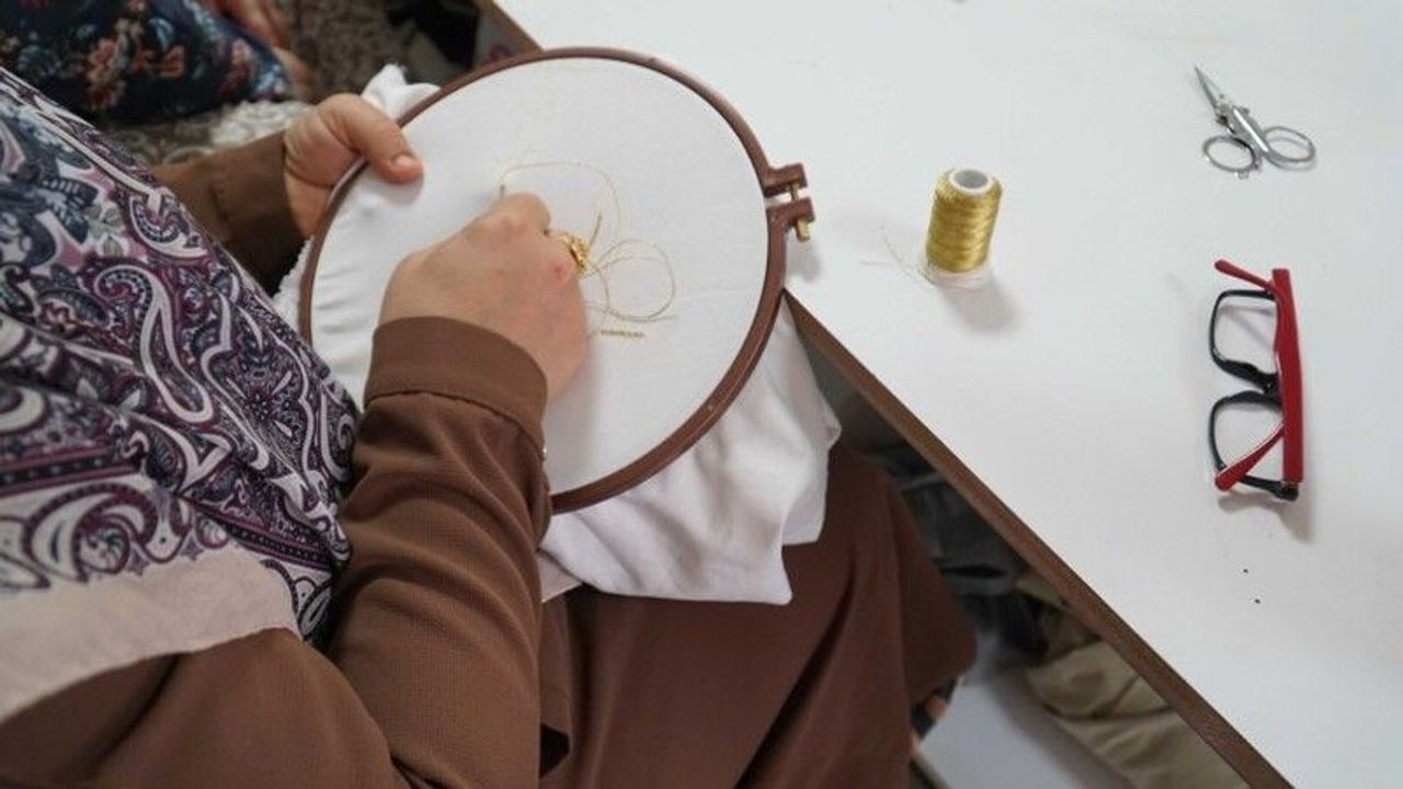 Şanlıurfa Haliliye Belediyesi Kadınlara Ücretsiz Kurslarla Destek Veriyor!