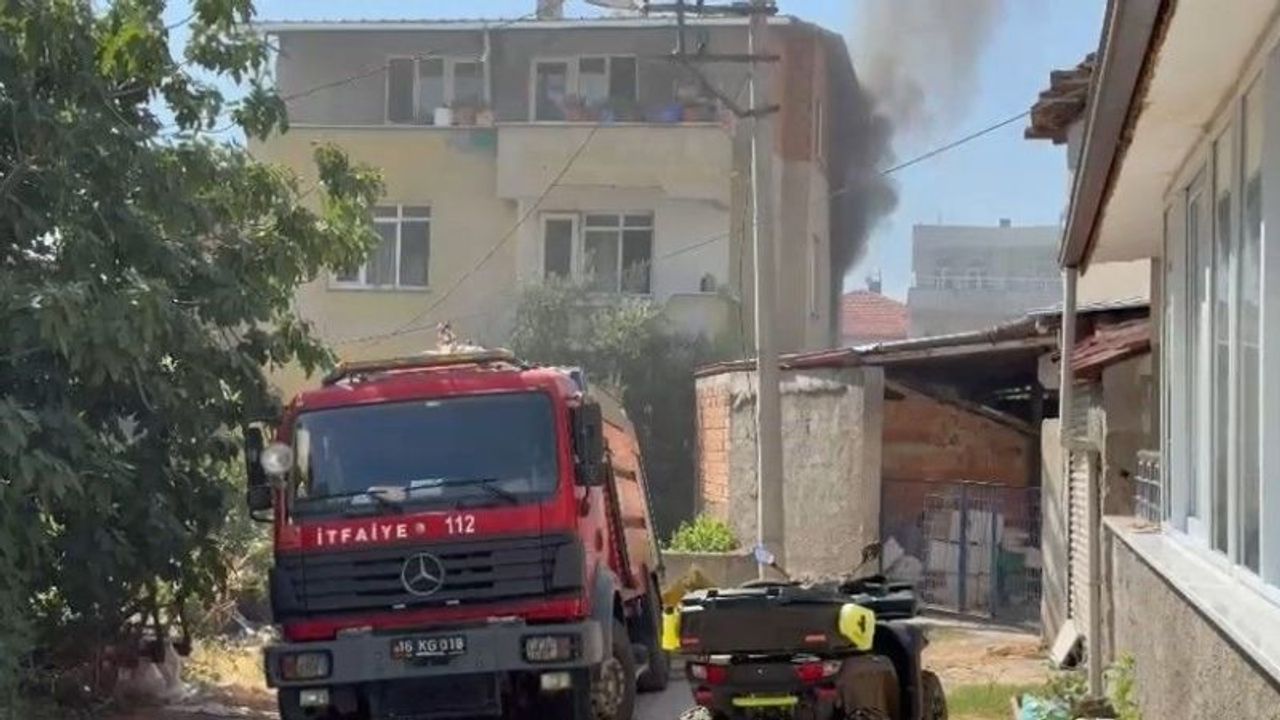 İznik’te Yangın Faciası: 70 Yaşındaki Kadın Balkonda Mahsur Kaldı