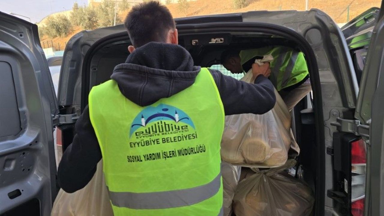 Eyyübiye’de İhtiyaç Sahiplerine Günlük Sıcak Yemek Dağıtımı!