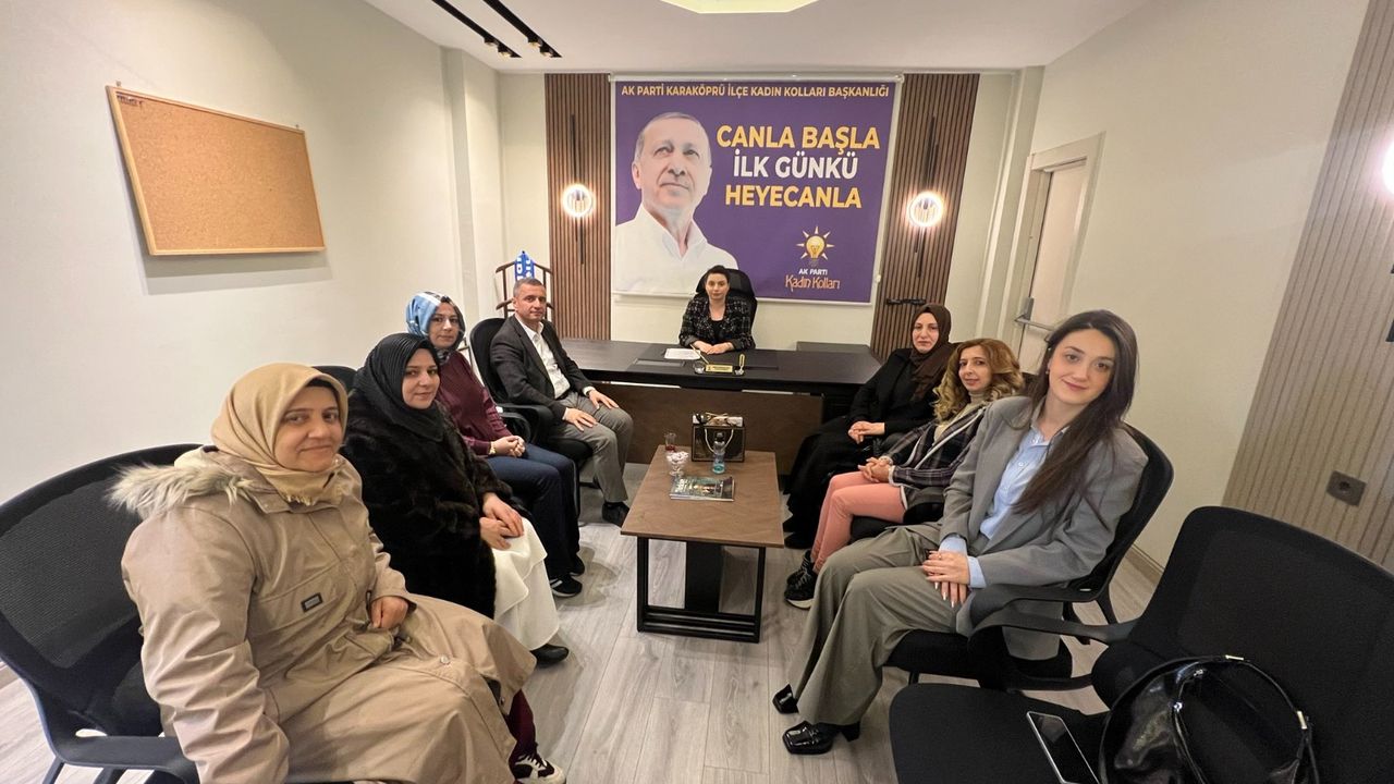 Karaköprü İlçe Kadın Kolları Başkanı Makbule Oruç’tan Eğitime Destek Ziyareti