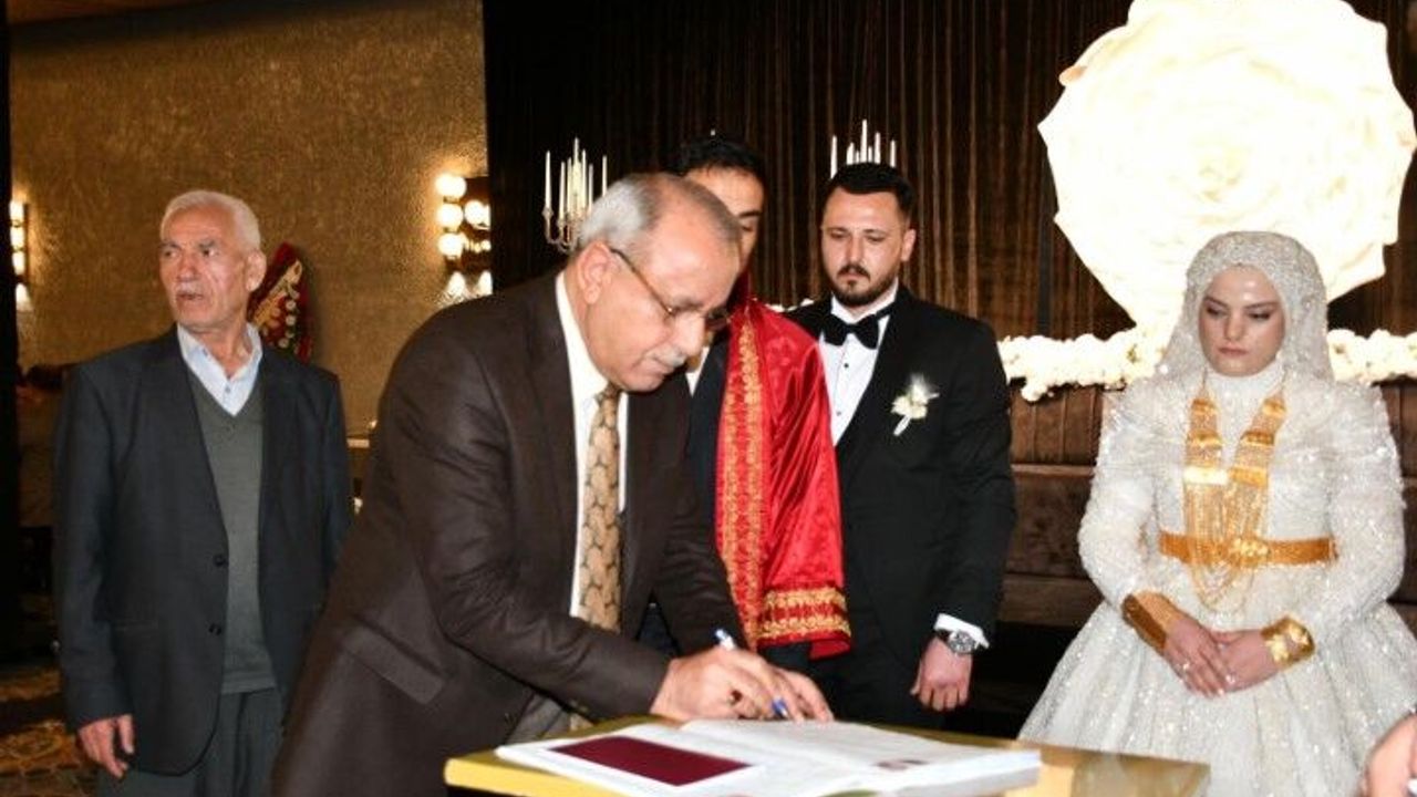 Şanlıurfa’da Düğün: Kızıldemir Nikâh Şahidi Oldu