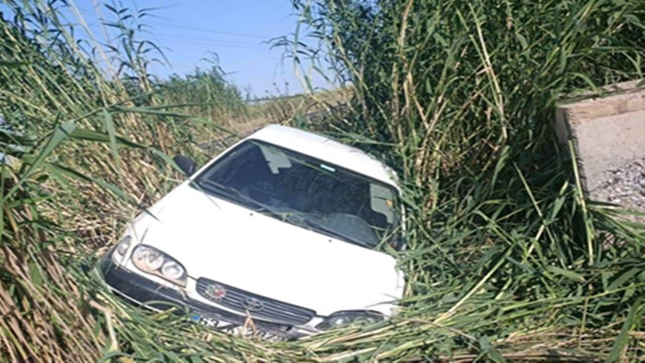 Şanlıurfa’da Kontrolden Çıkan Otomobil Şarampole Uçtu