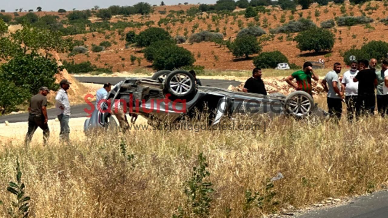 Şanlıurfa’da Otomobil Şarampole Devrildi: 3 Kişi Y