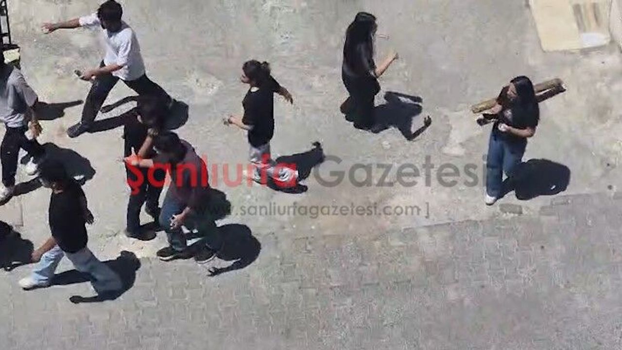 Şanlıurfa'da öğrencilerin Sopalı kavgası