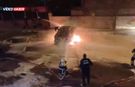 Şanlıurfa’da park halindeki otomobilde yangın