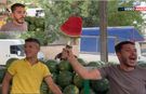 Şanlıurfa’da Karpuz Şovu! Vatandaşlar Telefonlarına Sarıldı