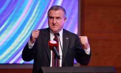 Bakan Bak: “Sporda başarı için yapay zekayı kullanacağız”