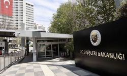 Dünyanın dört bir yanından yaka paça Türkiye'ye getirildiler: 8 Ülke, 76 Suçlu, Tek Operasyon!