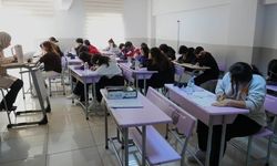 Şanlıurfa’da YKS'nin ikinci oturumu AYT başladı