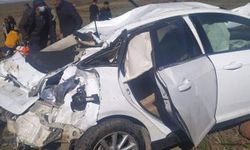 Diyarbakır-Siverek Yolunda Feci Kaza: 2 Ölü, 2 Yaralı