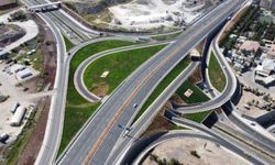 Abdulkadir Uraloğlu: Şanlıurfa Çevik Kuvvet Kavşağı ile Bekleme Süresi 1 Dakikaya Düştü!