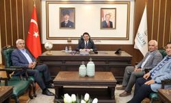 AK Parti Eski İlçe Başkanı, Haliliye Kaymakamı ile Bir Araya Geldi