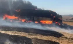 Çorlu'dan Yüklediği Samanı Şanlıurfa’ya Götüren Tır Yandı