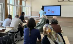 Orhangazi Kız Anadolu İmam Hatip Lisesi’nde Harezmi Eğitim Modeli Toplantısı