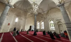 Şanlıurfa’nın tarihi sembollerinden Fırfırlı Cami ziyaretçilerini ağırlıyor