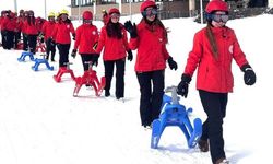 Şanlıurfa’dan Gelen Kampçılar Hakkari’de Temel Kayak Eğitimine Katıldı