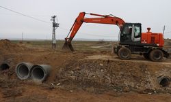 Kırsalda Ulaşım Kalitesi Artıyor: Şanlıurfa’da Yeni Yol Yapım Çalışmaları Başladı (video)