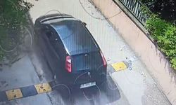 Bursa’da Çaldığı Araba ile Kaçan Hırsız, Kısa Sürede Polise Teslim Oldu!