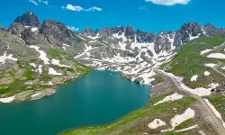 Bu İlçede Ev, Arsa Fiyatları Patlama Yapacak: Hakkari'nin En Güzel İlçesi Seçildi!