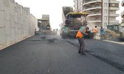 Şanlıurfa, Karaköprü'de Yol Trafiğe Kapatıldı: Sürücüler Dikkat!