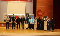İnsan Allah’ın Aynasıdır” Konferansına Yoğun İlgi