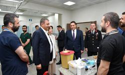 Şanlıurfa Valisi Hasan Şıldak’tan Mehmet Akif İnan Hastanesi Ziyareti