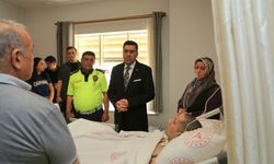 Şanlıurfa Emniyet Müdürü Aksoy, Tedavi Gören Mesai Arkadaşını Ziyaret Etti