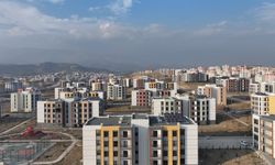Şanlıurfa’da TOKİ, 14 bin 735 konut ve iş yerini bitirecek.
