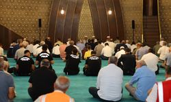 15 Temmuz Şehitleri Şanlıurfa'da Dualarla Anıldı: Mevlit Programları Düzenlendi