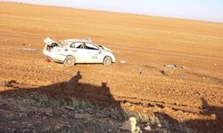 Şanlıurfa Ceylanpınar’da Otomobil Tarlaya Devrildi!