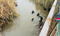 Şanlıurfa Harran’da Sulama Kanalına Düşen Araçta Kayıp Aranıyor!
