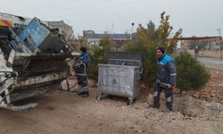 Birecik Belediyesi Kırsal Mahallelerde Çöp Konteynerlerini Yeniliyor!