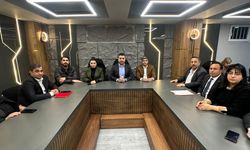 AK Parti Karaköprü Yeni İlçe Binasında İlk Toplantı