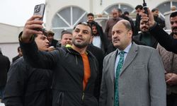 Başkan Gülpınar, Cuma Namazı Sonrası Şanlıurfalılarla Buluştu!