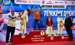 Eyyübiyeli Minik Karateciden Türkiye İkinciliği Başarısı!