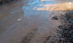 Külünçe Köyü’nde Yollar Çamur İçinde: Okula Gitmek Zorlaştı