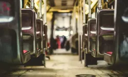 Rüyada Otobüs Görmek, Otobüs Bileti Almak, Otobüste İnmek, Yanlış Otobüse Binmek ve Otobüs Kazası Ne Anlama Gelir?