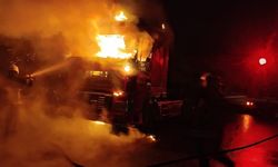 Şanlıurfa’da Seyir Halindeki Tır Alev Topuna Döndü!
