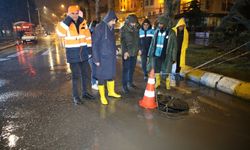 ŞUSKİ Ekipleri Sağanak Yağışa Karşı Gece Boyu Teyakkuzda!