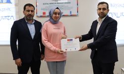 Şanlıurfa’da Dijital Tasarım Eğitimini Tamamlayan Gençlere Sertifika!