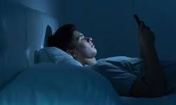 Telefonla Uyumak Sağlığınızı Sessizce Etkiliyor!
