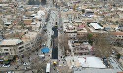 Şanlıurfa Divanyolu’nda Yayalaştırma Hamlesi: Tarihi Güzergâhta Asfalt Serimi!