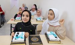 Şanlıurfa’da Kur’an Okumaya Başlayan Çocuklara Tablet Hediyesi
