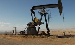 ABD ve İsrail’in İran Saldırısı Petrol Fiyatlarını Zirveye Taşıdı!