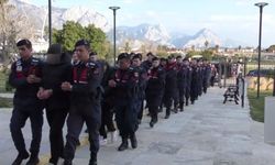 Antalya, Ankara Ve Şanlıurfa’da Tefecilik Baskını: 25 Gözaltı